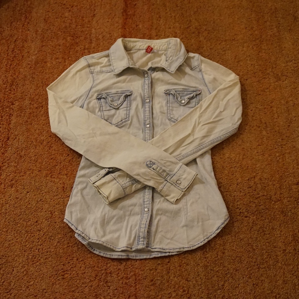 Button Up Washed Out Top